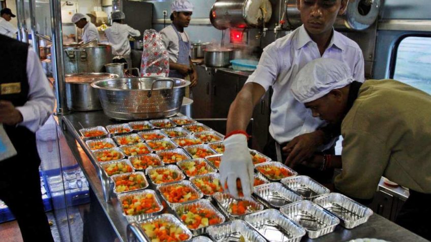 No food bill, no payment: Railways targets overcharging